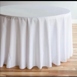 ❌❌SOLD❌❌ Tablecloth Cover Round White